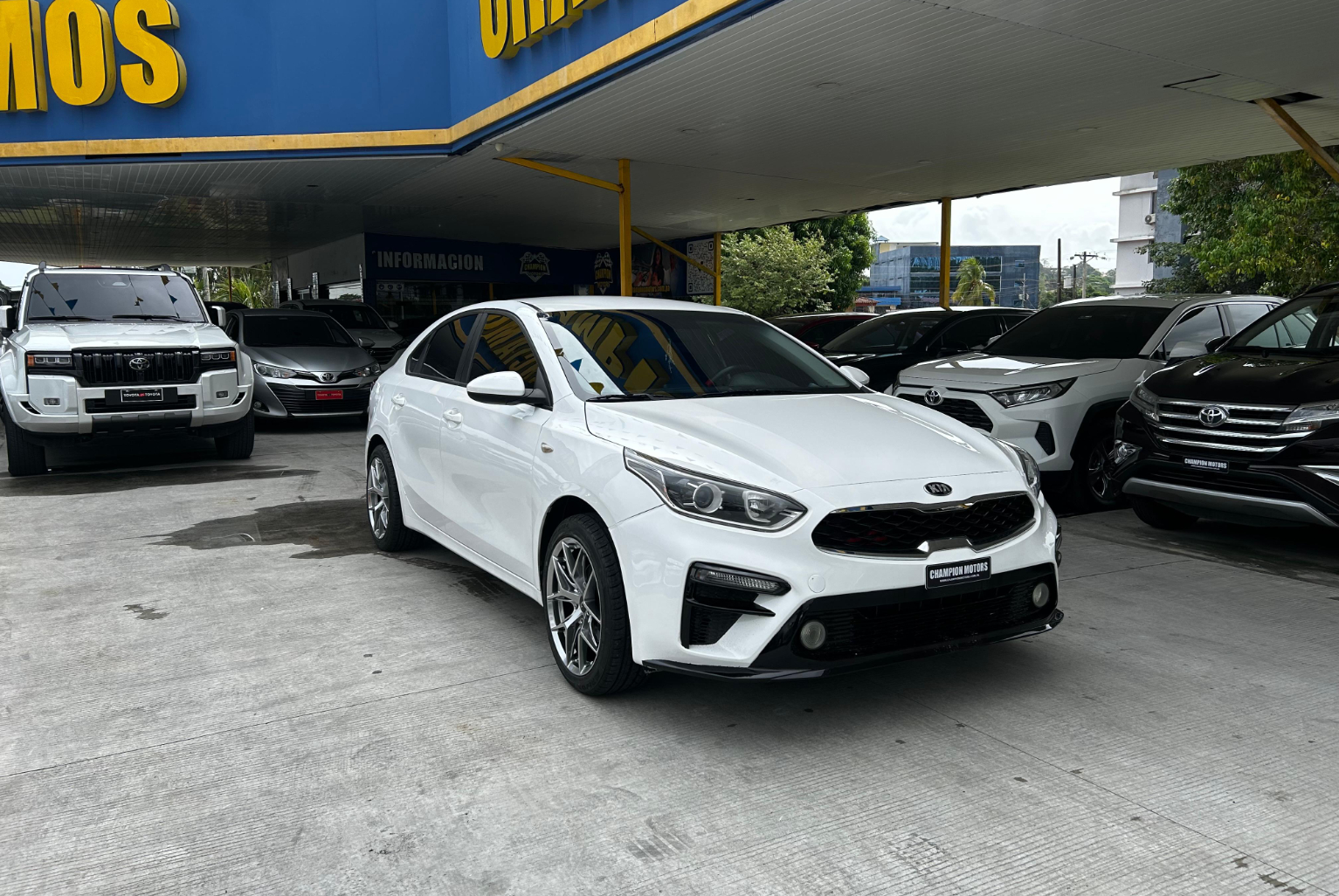 Kia Cerato 2020 Automático color Blanco, Imagen #3