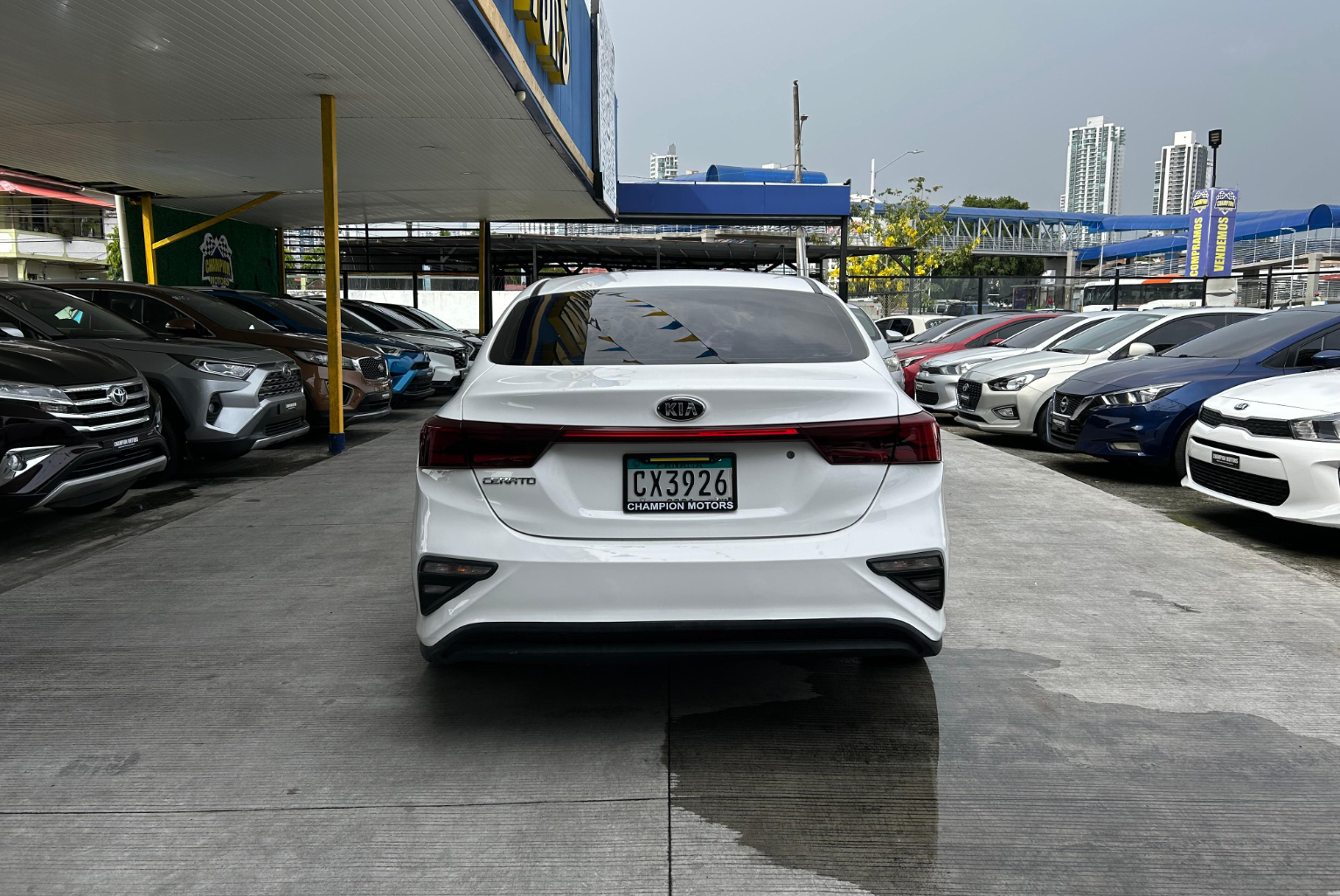 Kia Cerato 2020 Automático color Blanco, Imagen #5