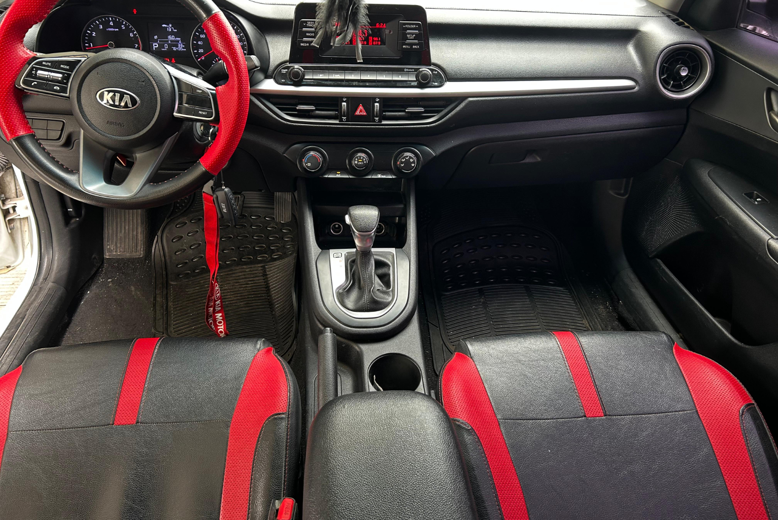 Kia Cerato 2020 Automático color Blanco, Imagen #9