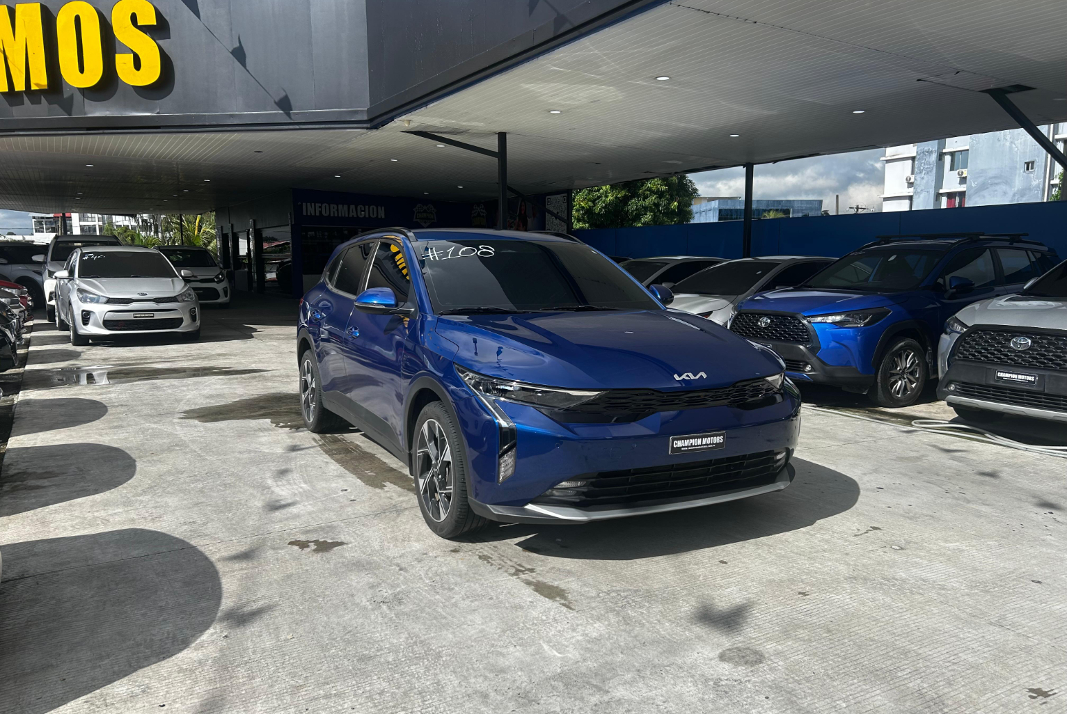 Kia K3 2025 Automático color Azul, Imagen #3