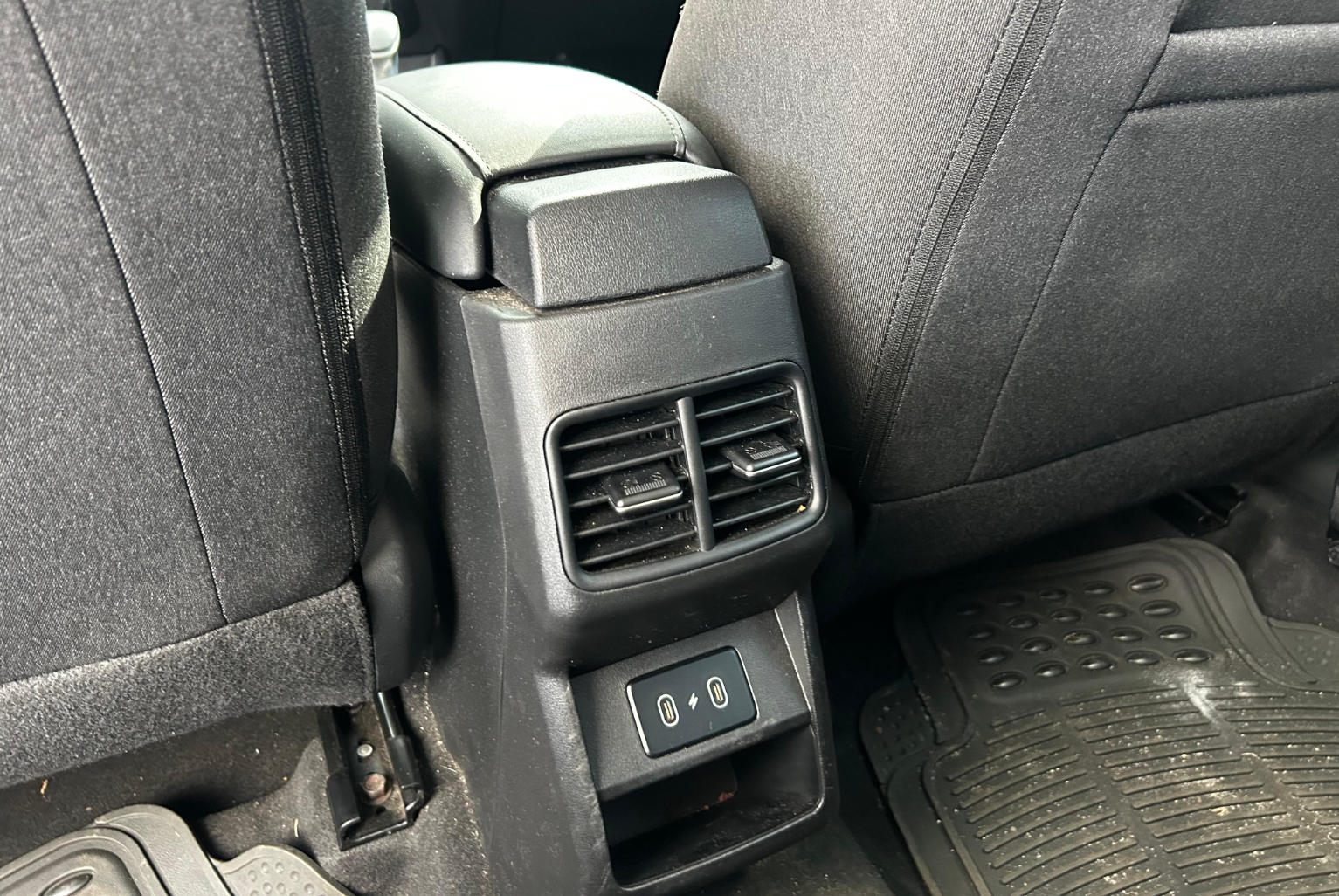 Kia K3 2025 Automático color Azul, Imagen #11