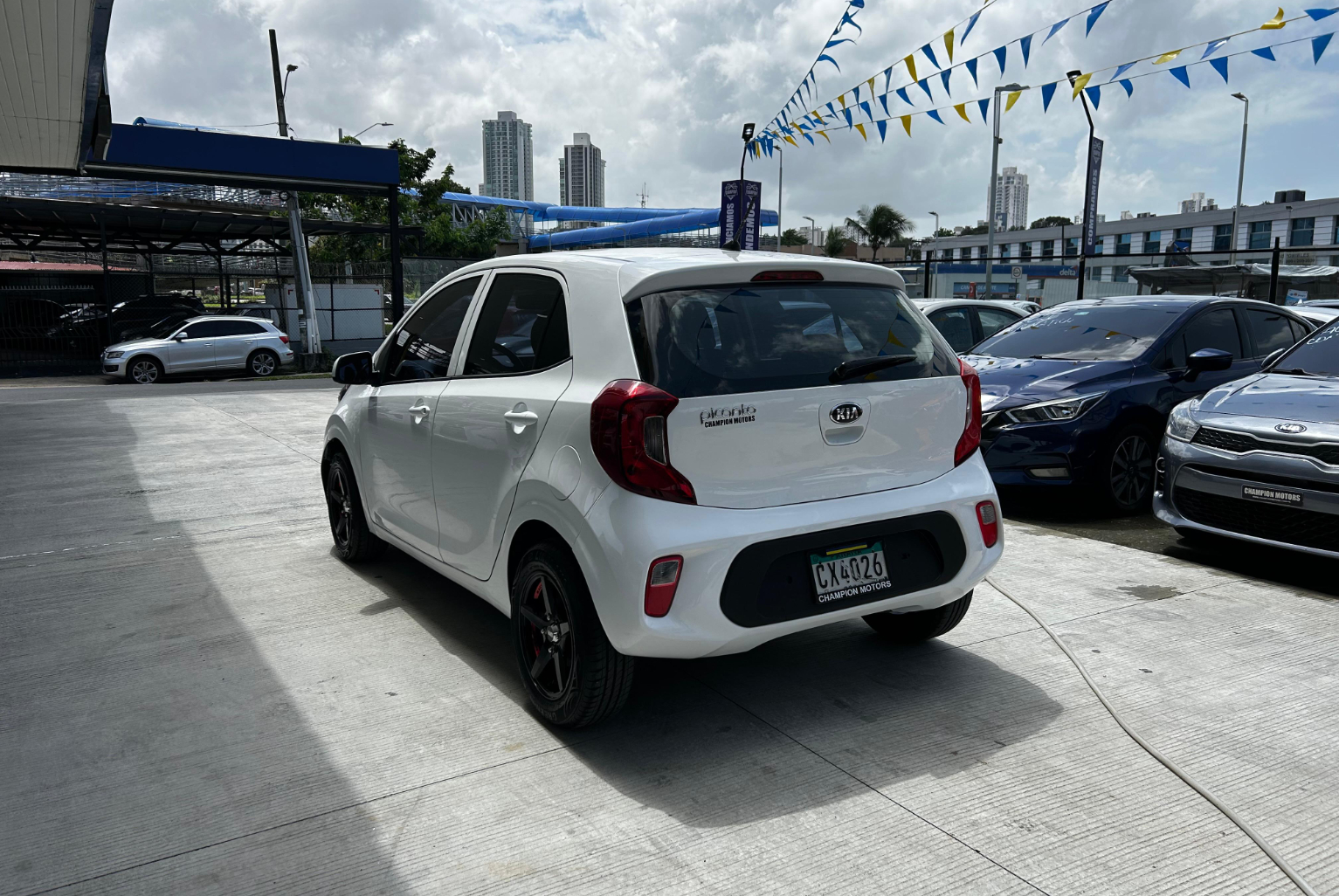 Kia Picanto 2020 Automático color Blanco, Imagen #6