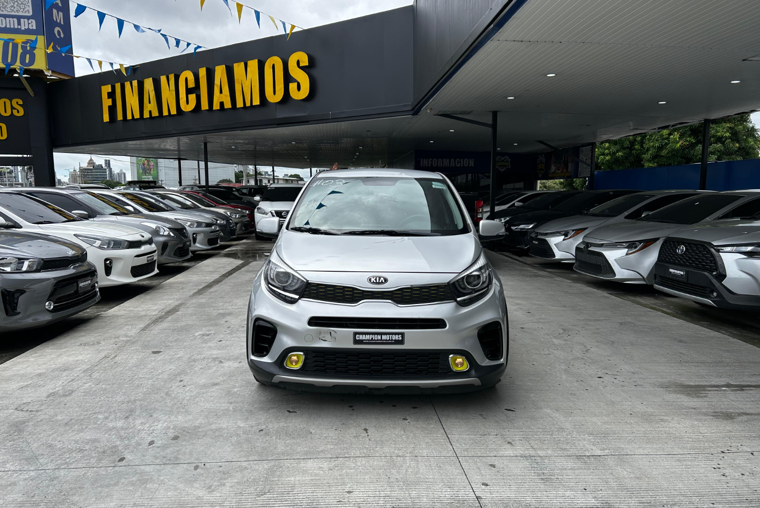Kia Picanto 2020 Automático color Plateado, Imagen #2