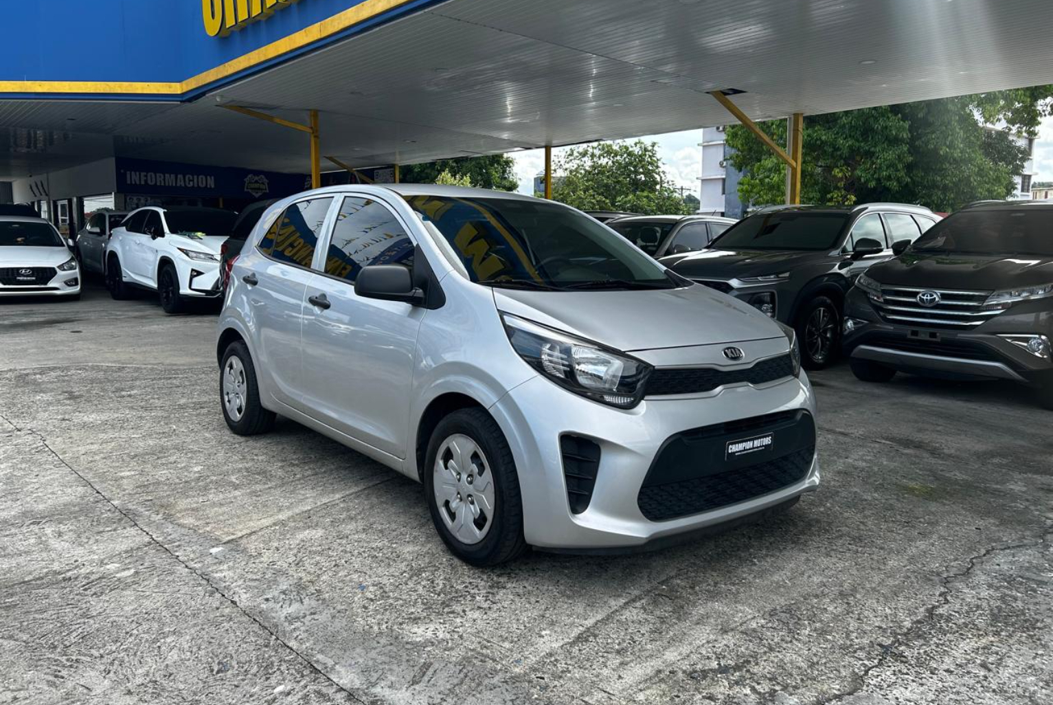 Kia Picanto 2021 Automático color Plateado, Imagen #3