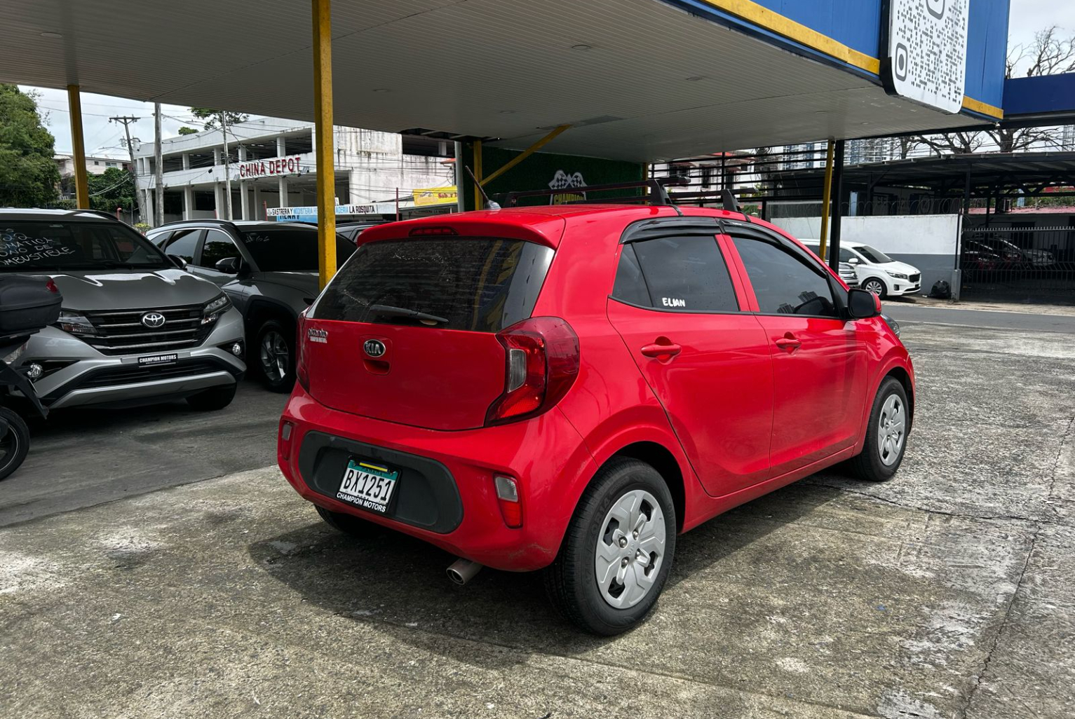 Kia Picanto 2021 Manual color Rojo, Imagen #4