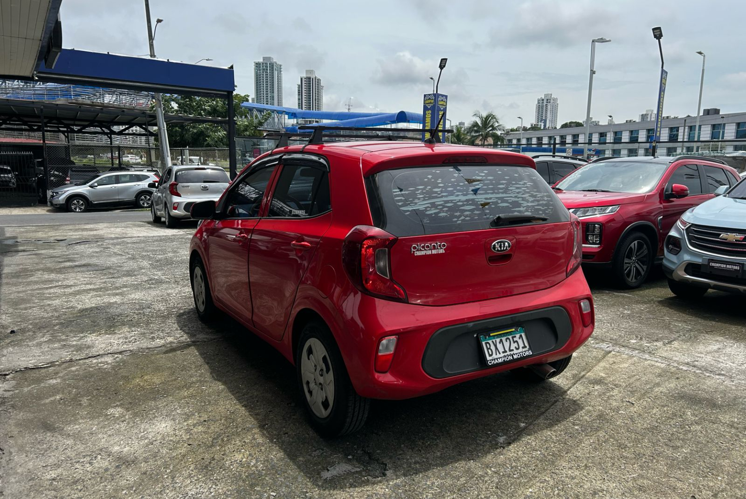 Kia Picanto 2021 Manual color Rojo, Imagen #6