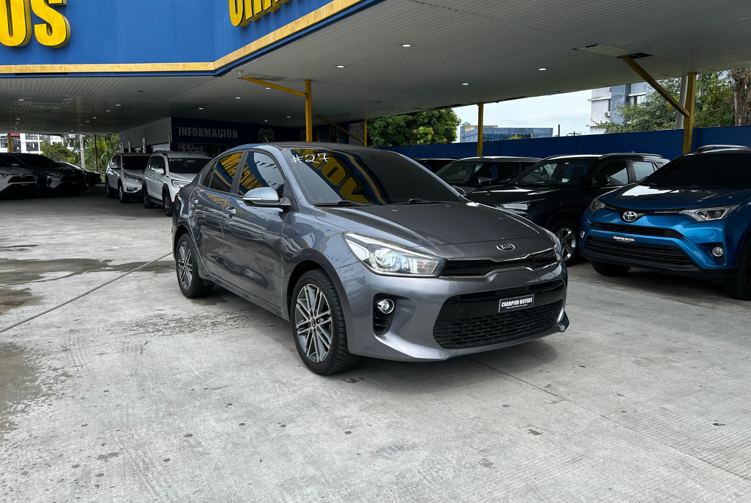 Kia Rio 2019 Automático color Gris, Imagen #3