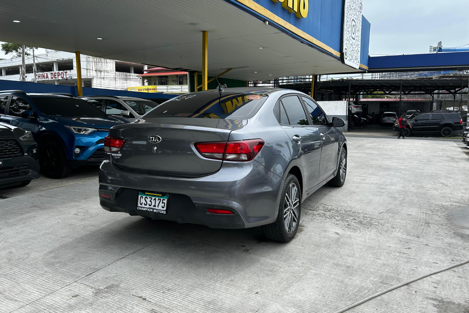 Kia Rio 2019 Automático color Gris, Imagen #4