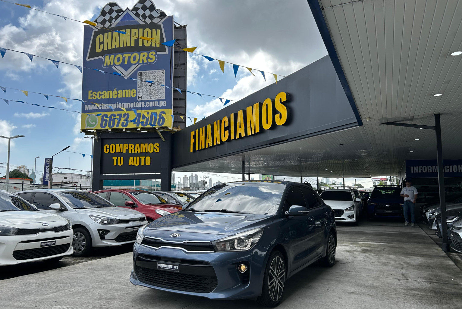 Kia Rio 2019 Automático color Azul, Imagen #1