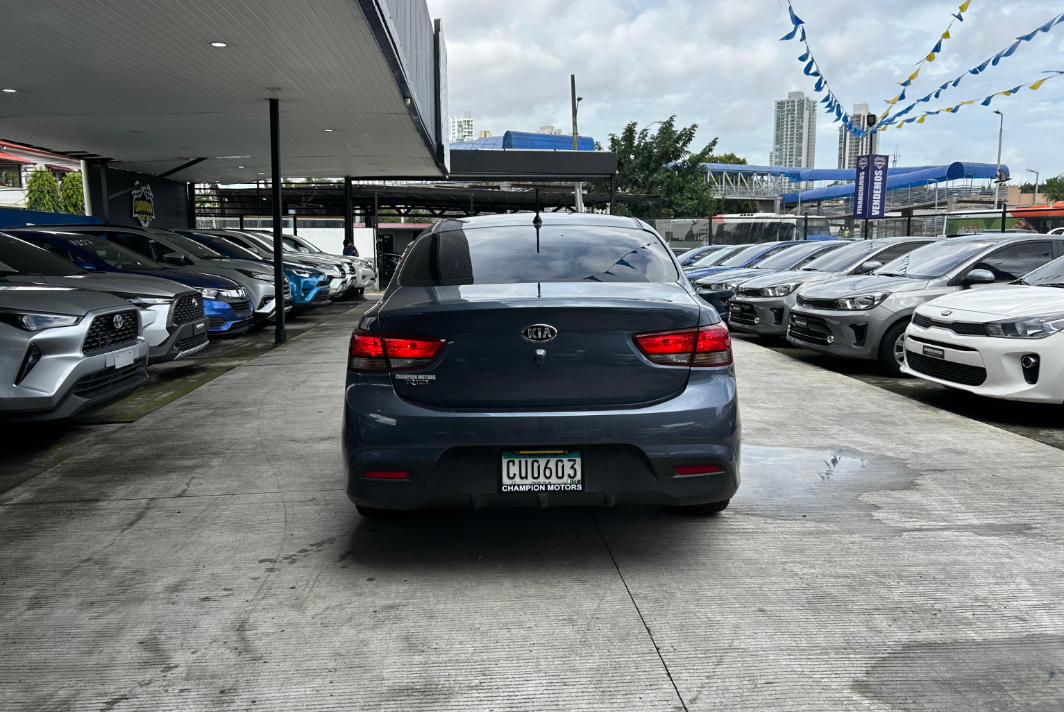 Kia Rio 2019 Automático color Azul, Imagen #5