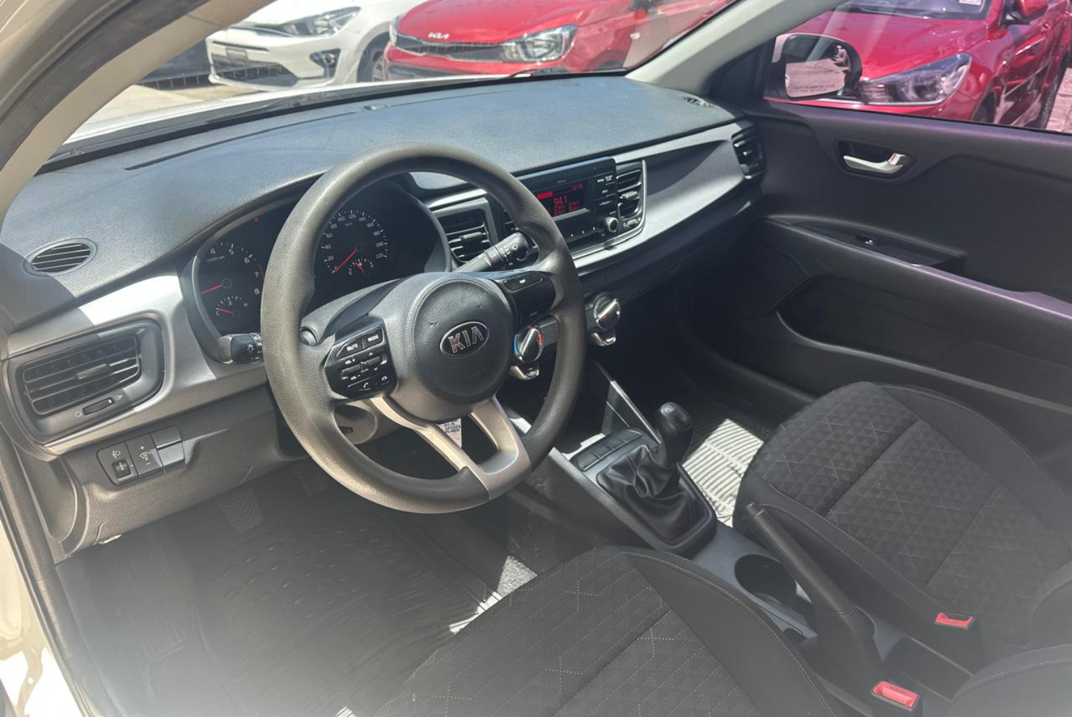 Kia Rio 2020 Manual color Blanco, Imagen #8