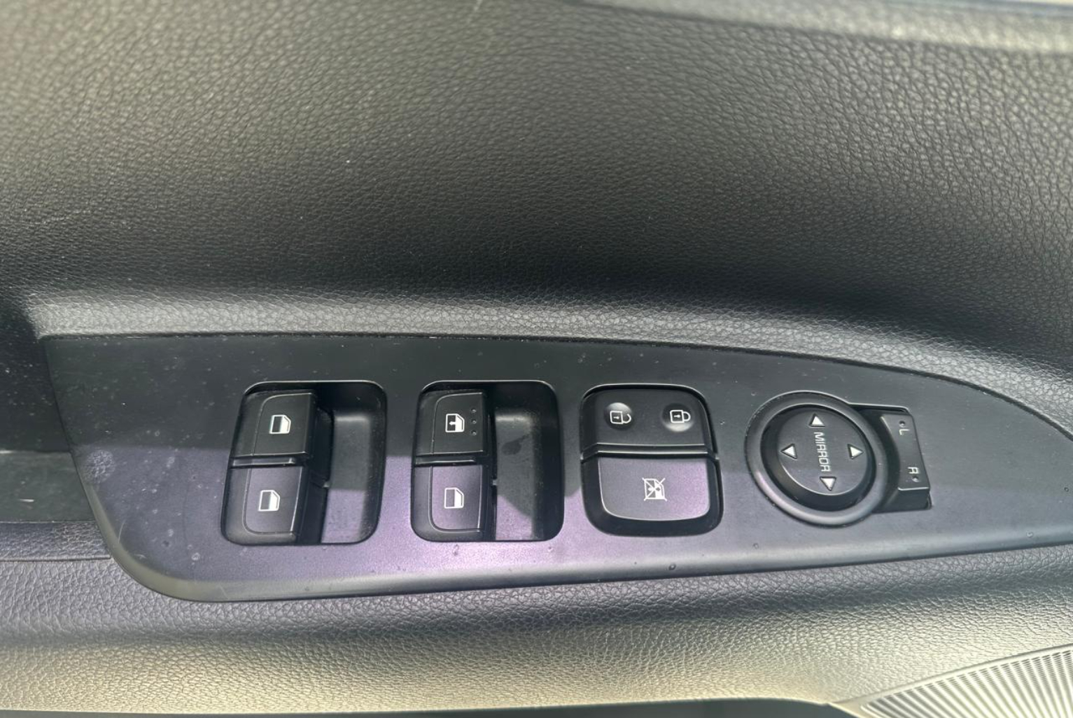 Kia Rio 2020 Manual color Blanco, Imagen #10