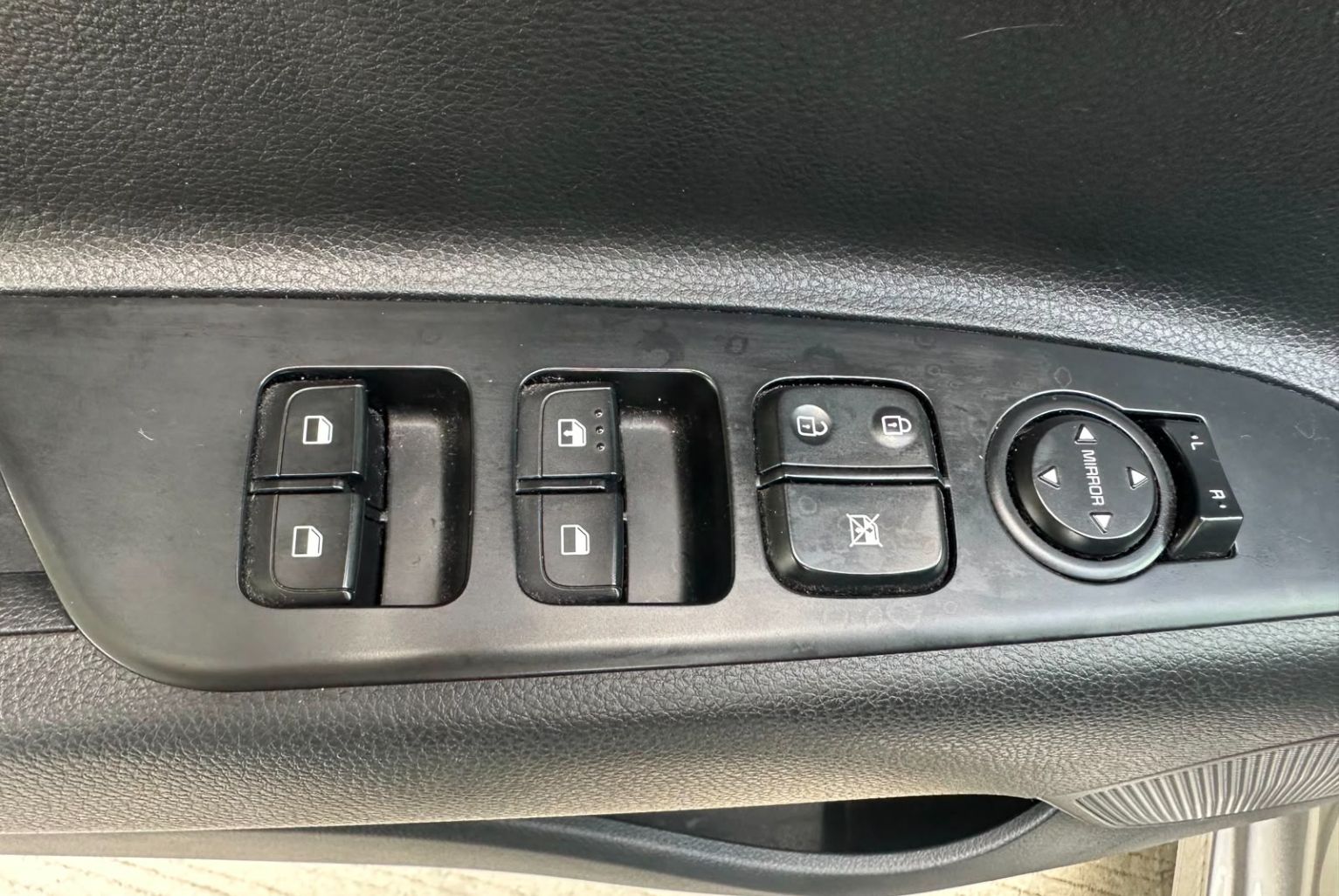 Kia Rio 2023, Foto 11