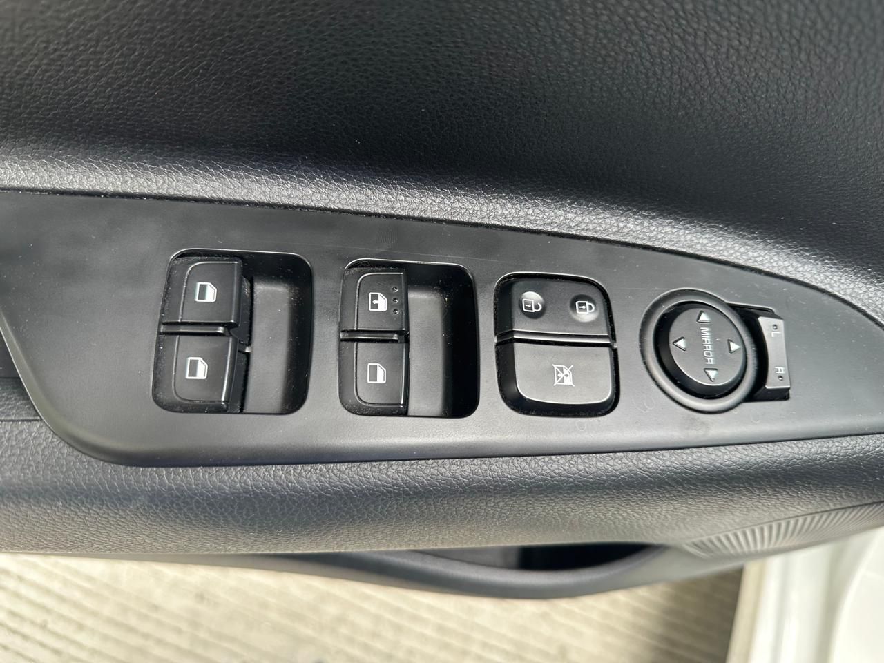 Kia Rio 2024, Foto 9