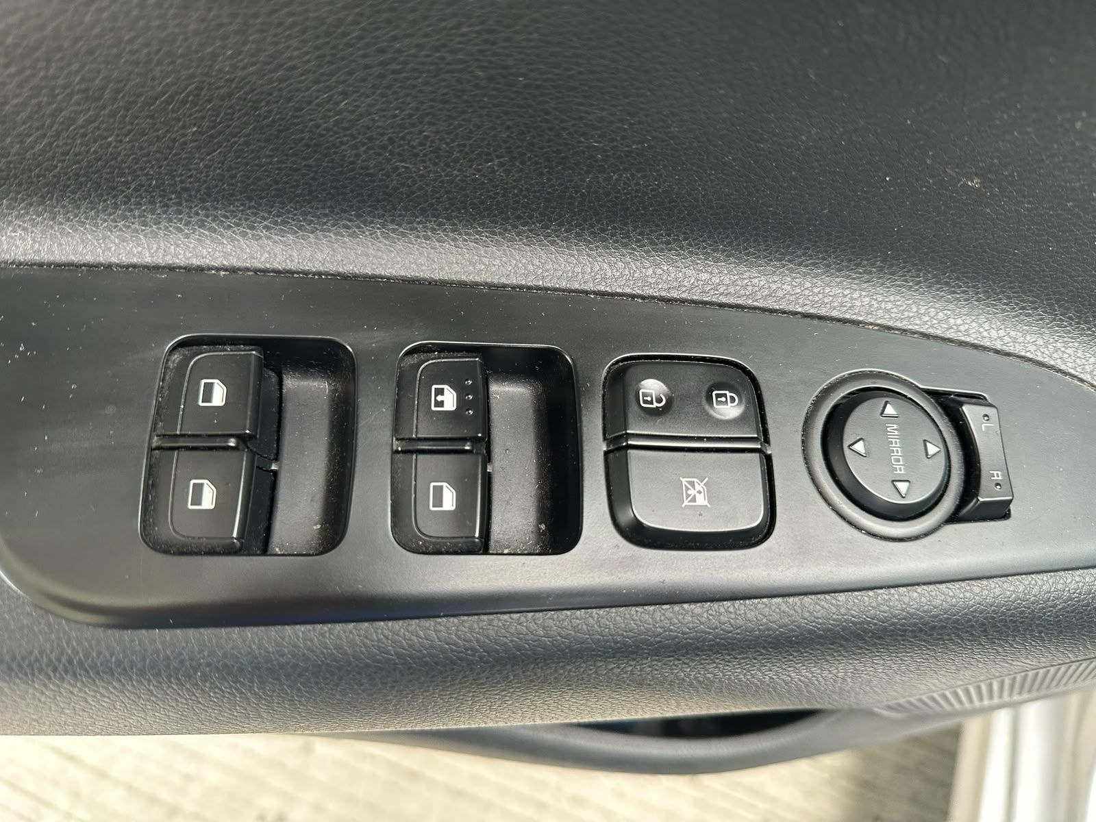 Kia Rio 2024, Foto 12