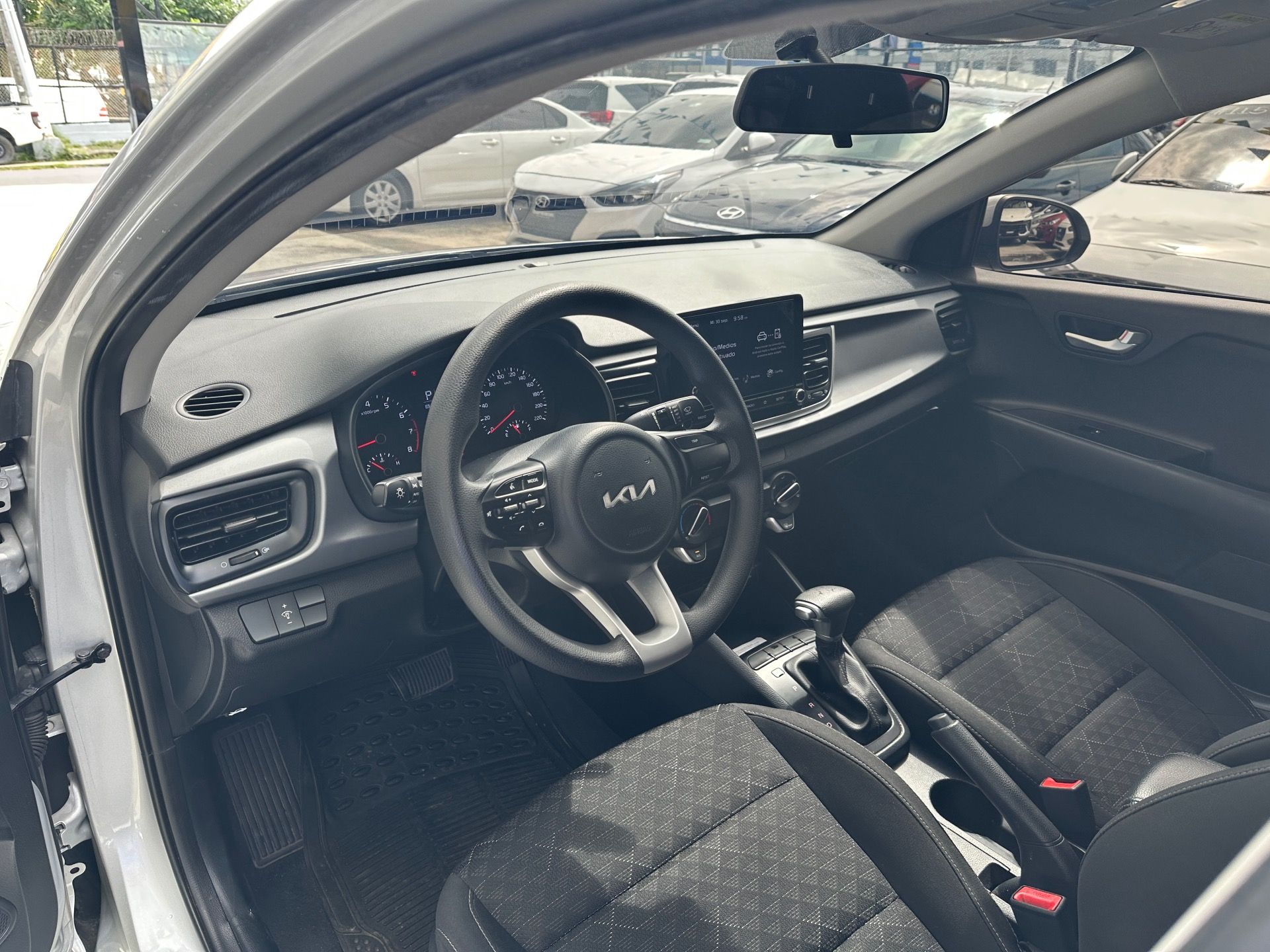 Kia Rio 2024, Foto 9