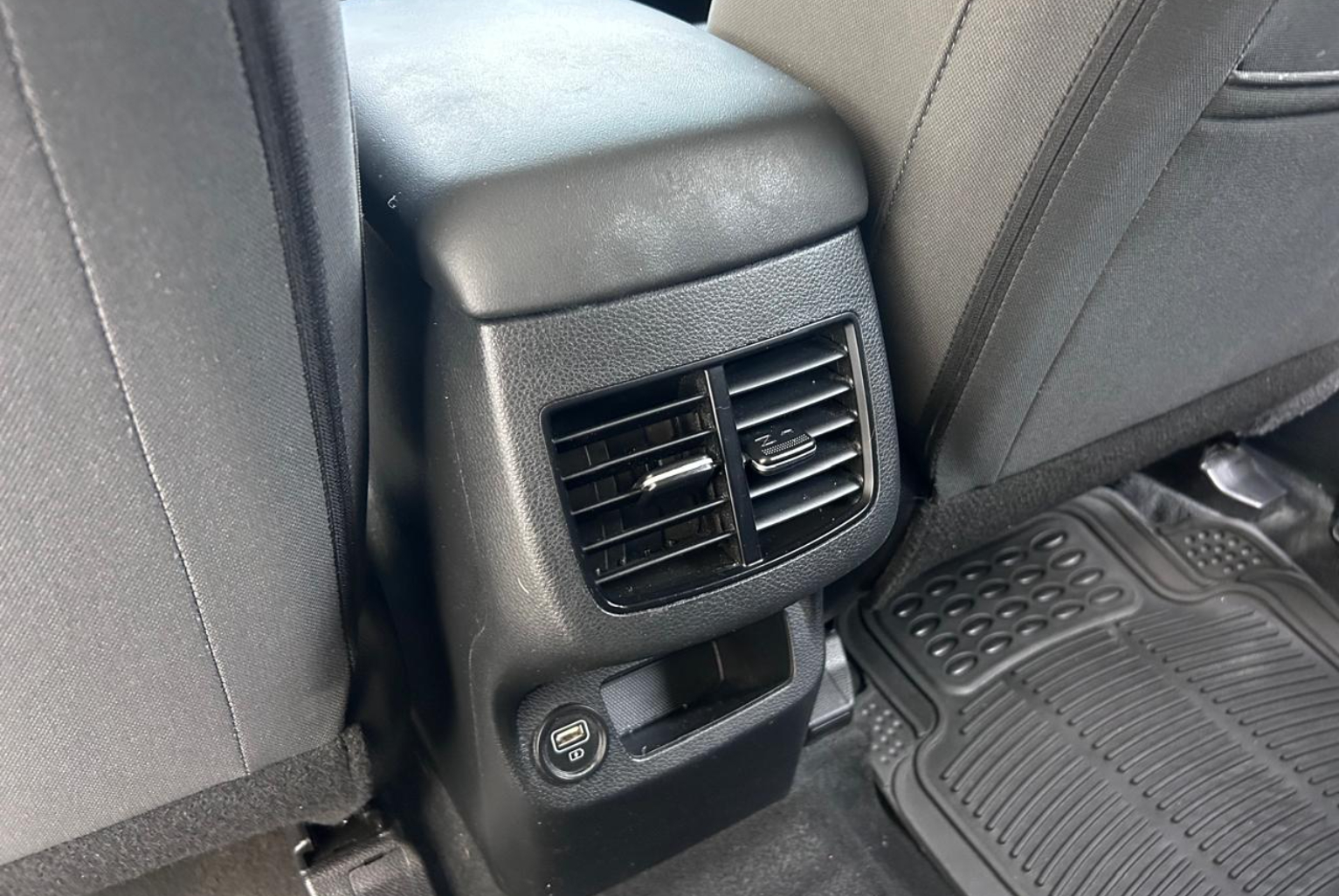 Kia Seltos 2022 Automático color Blanco, Imagen #10