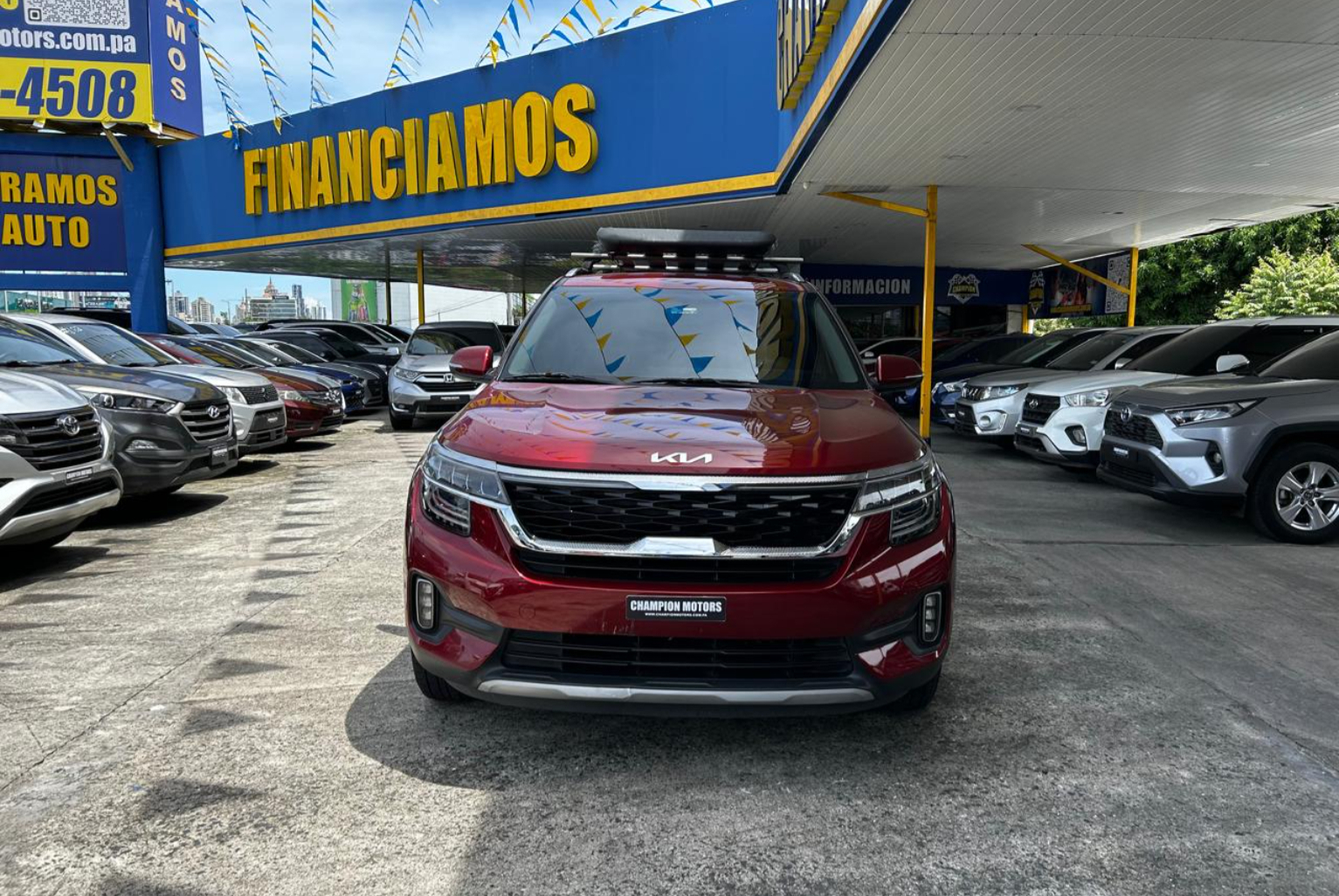 Kia Seltos 2023 Automático color Rojo, Imagen #2