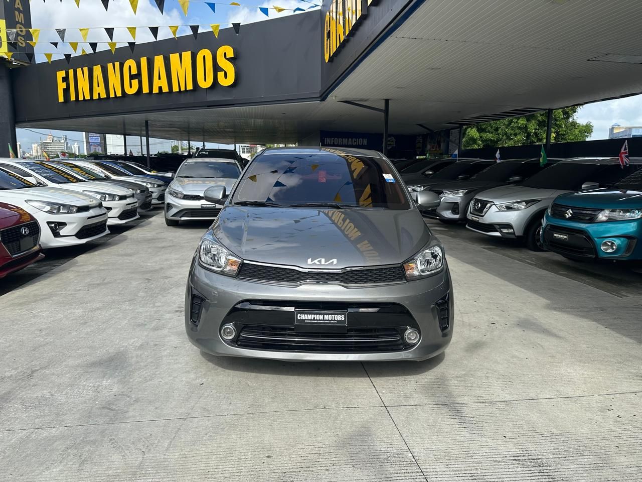 Kia Soluto 2023, Foto 2