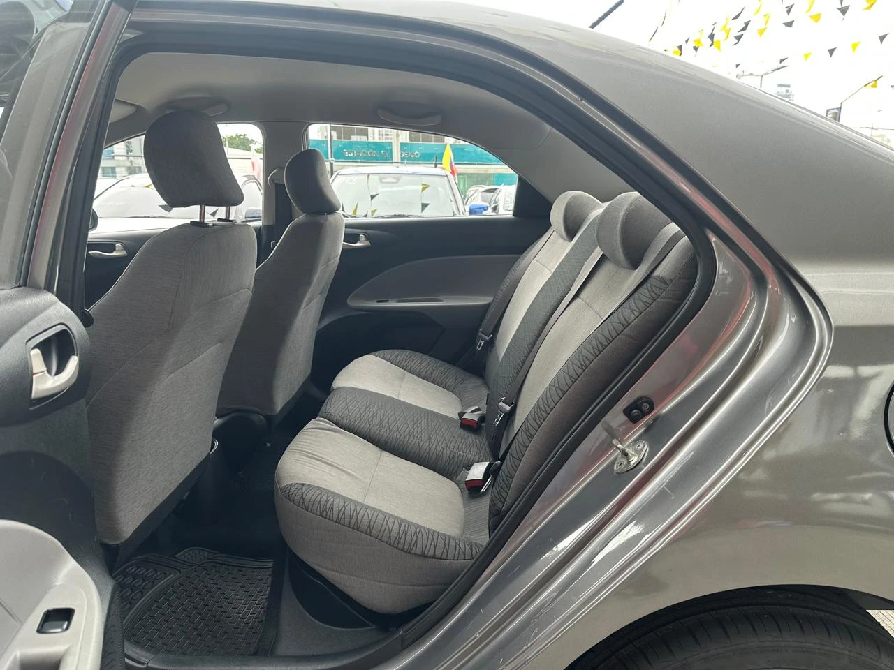 Kia Soluto 2023, Foto 10