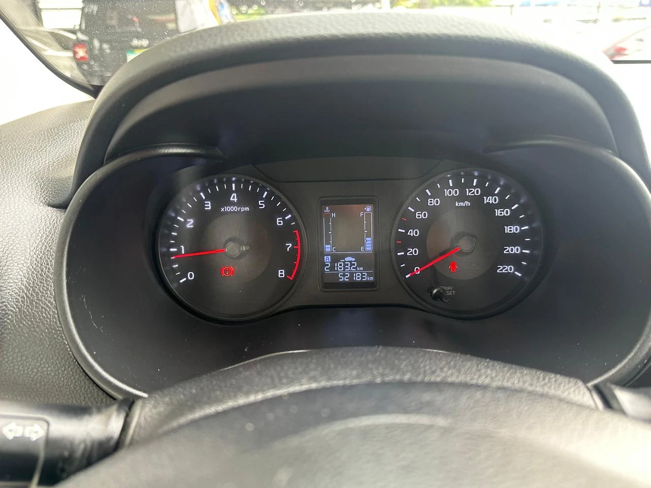 Kia Soluto 2023, Foto 11