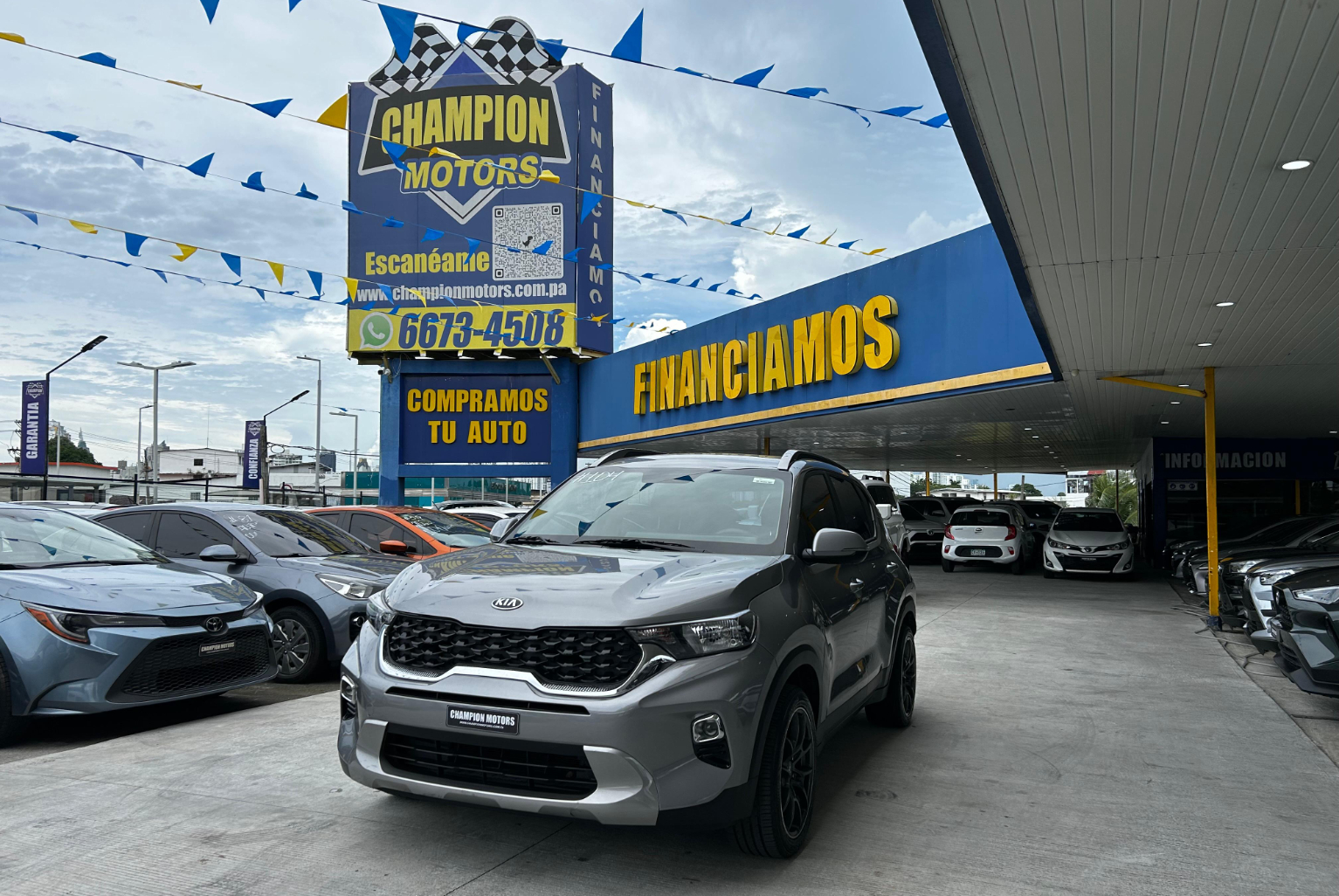 Kia Sonet 2022 Automático color Gris, Imagen #1