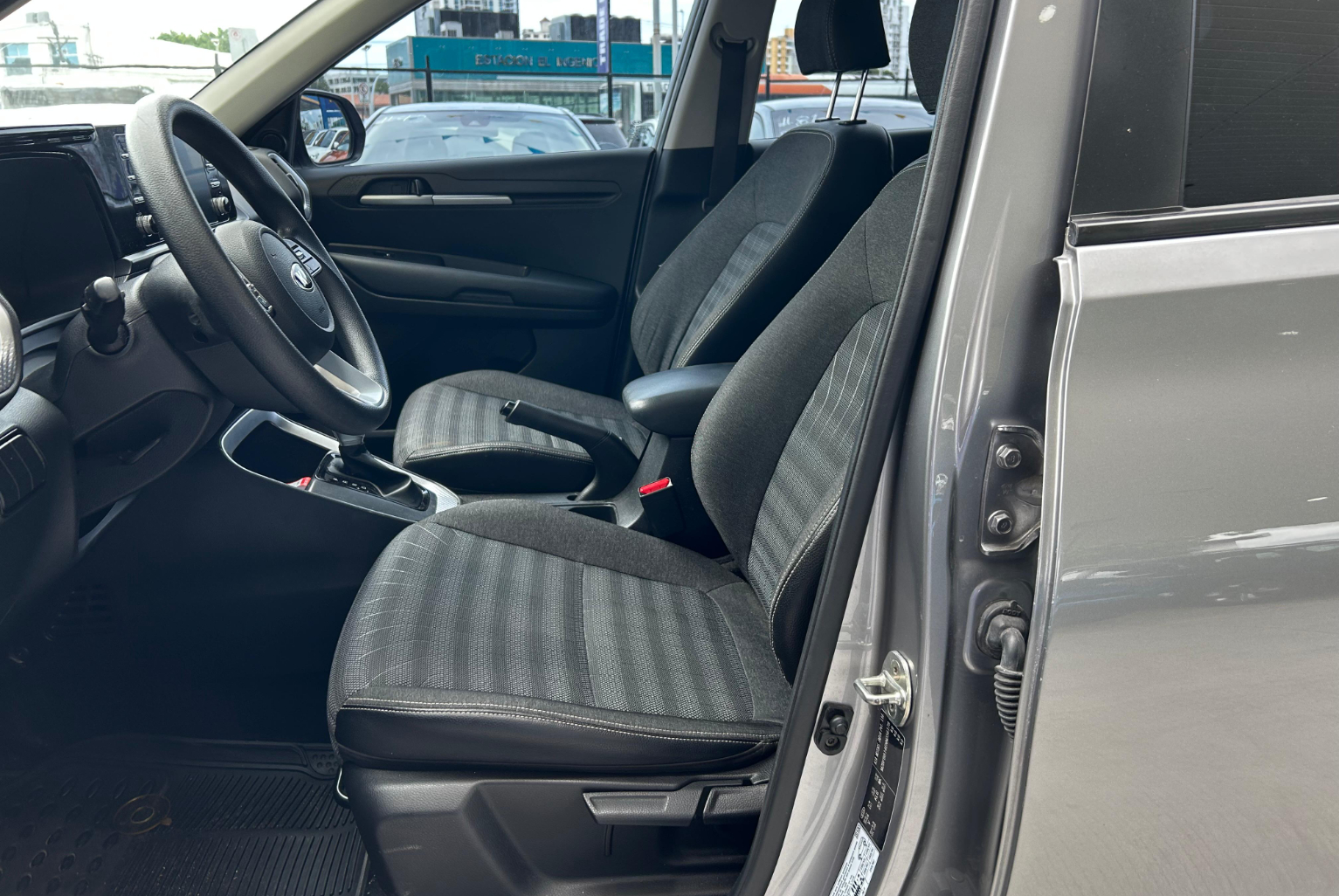 Kia Sonet 2022 Automático color Gris, Imagen #8