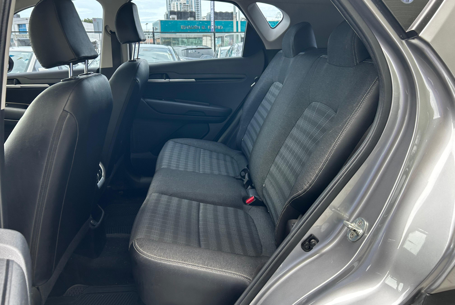 Kia Sonet 2022 Automático color Gris, Imagen #9