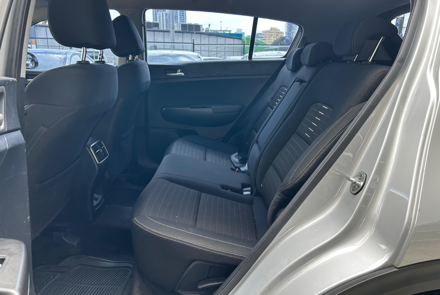 Kia Sportage 2017 Automático color Plateado, Imagen #10