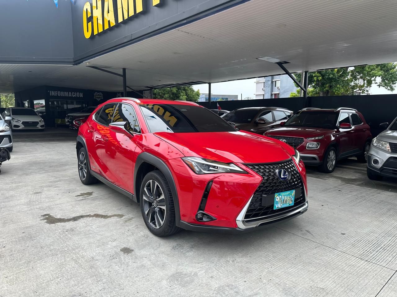 Lexus UX250H 2022, Foto 3