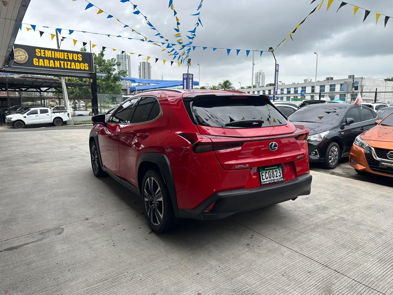 Lexus UX250H 2022, Foto 5