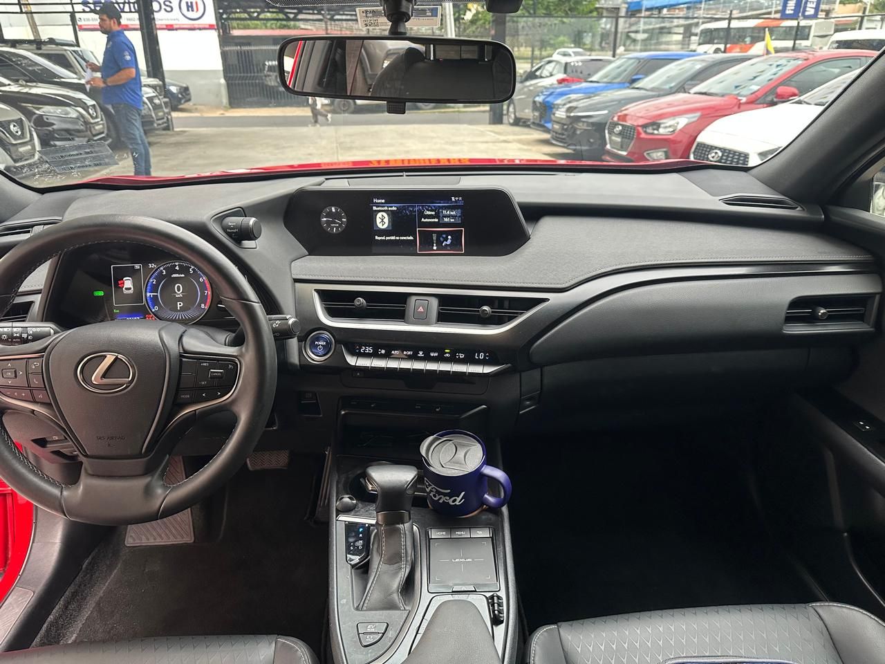 Lexus UX250H 2022, Foto 12