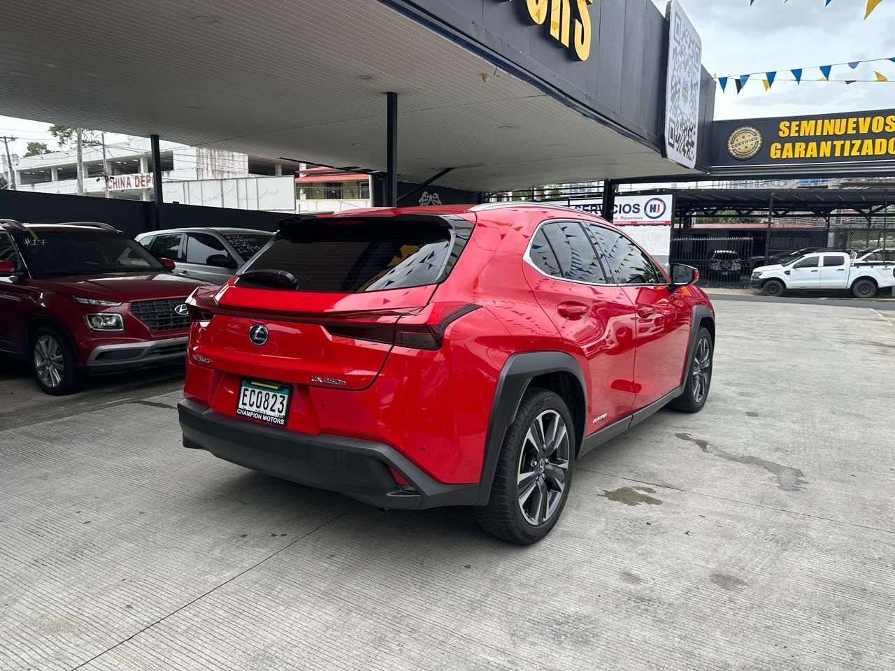 Lexus UX250H 2022, Foto 14