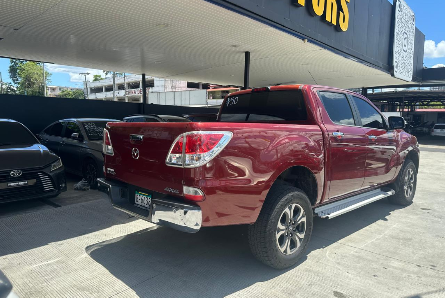 Mazda BT-50 2015 Automático color Rojo, Imagen #4