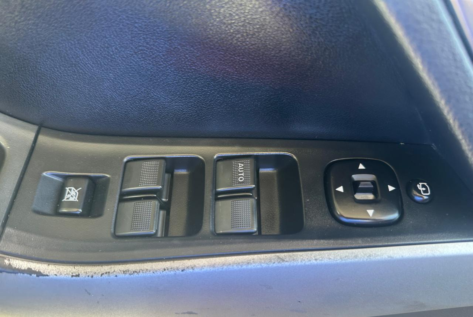 Mazda BT-50 2015 Automático color Rojo, Imagen #11