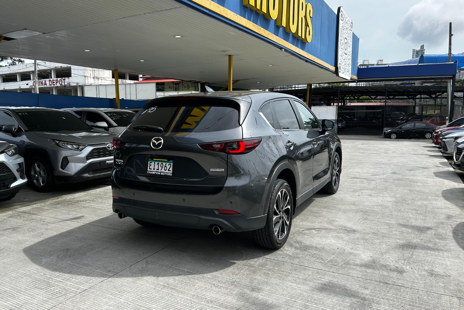 Mazda CX-5 2024 Automático color Gris, Imagen #4