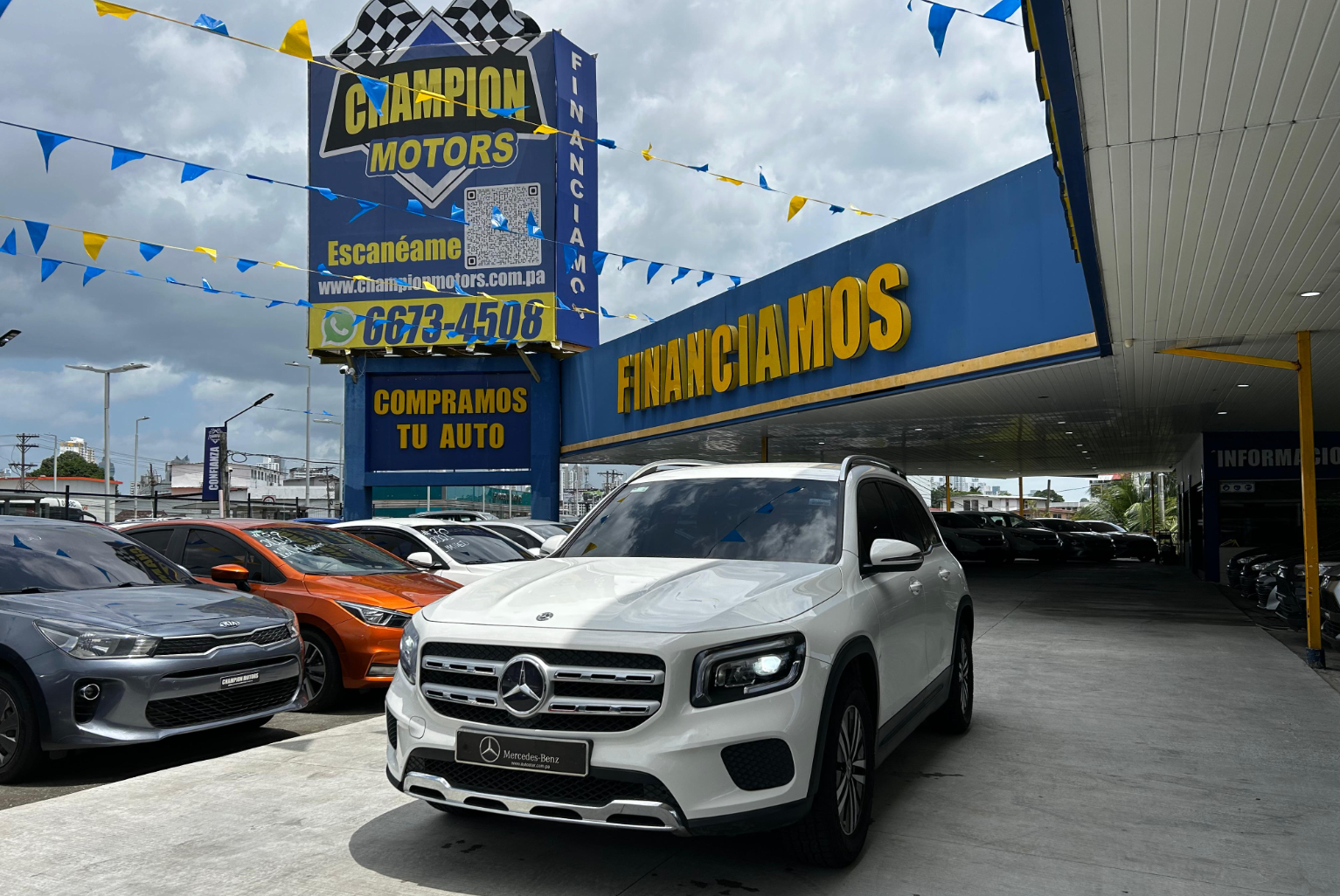Mercedes Benz GLB200 2020 Automático color Blanco, Imagen #1
