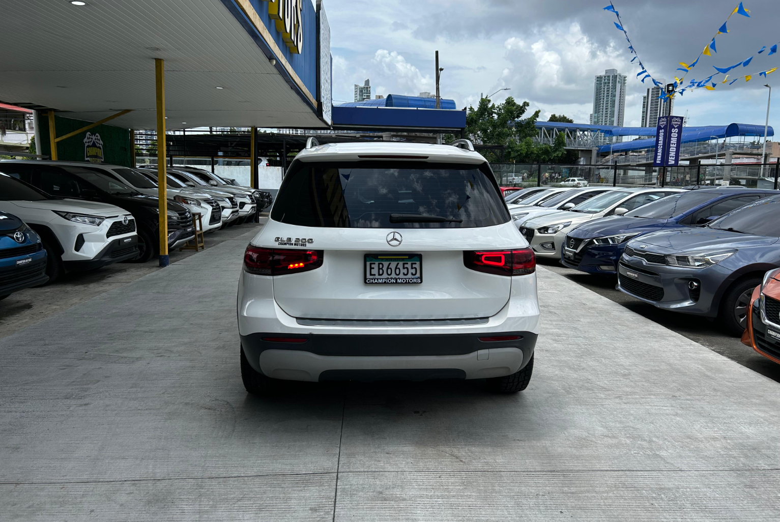 Mercedes Benz GLB200 2020 Automático color Blanco, Imagen #5