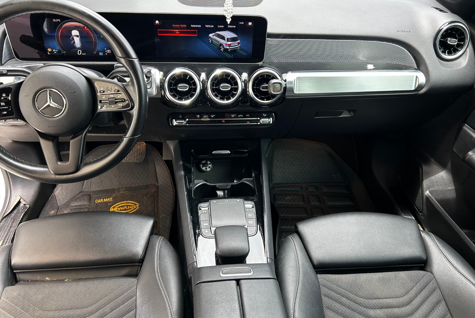 Mercedes Benz GLB200 2020 Automático color Blanco, Imagen #9