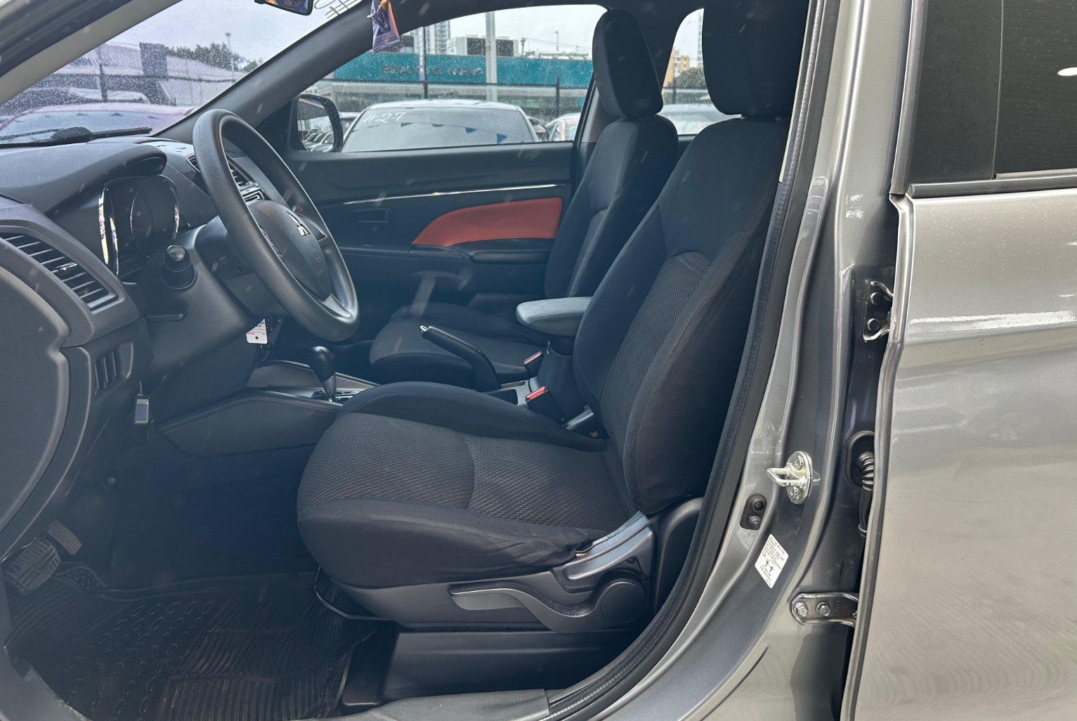 Mitsubishi Asx 2020 Automático color Plateado, Imagen #9
