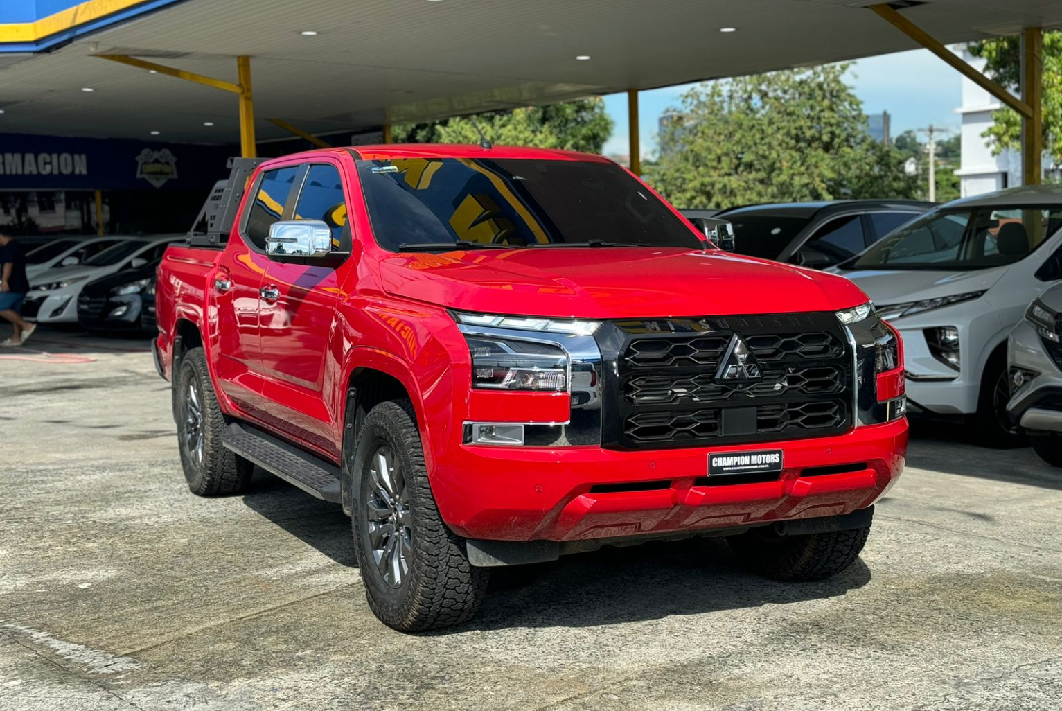 Mitsubishi L 200 2025 Automático color Rojo, Imagen #3