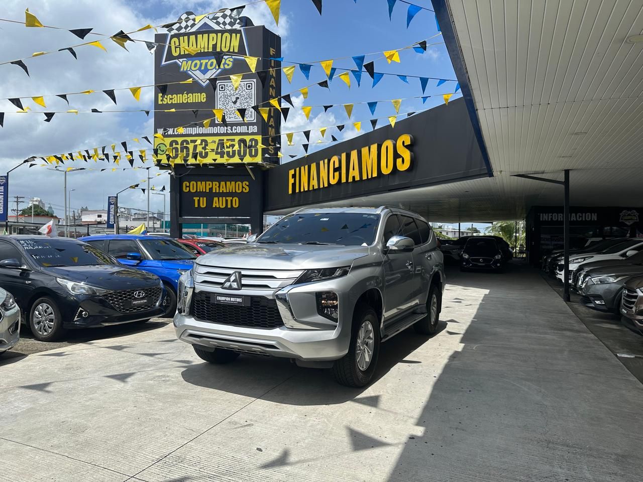 Mitsubishi Montero Sport 2023, Foto 1