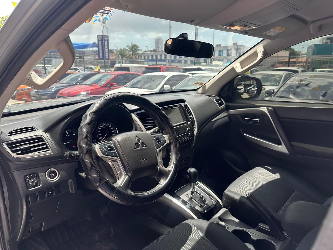Mitsubishi Montero Sport 2023, Foto 7