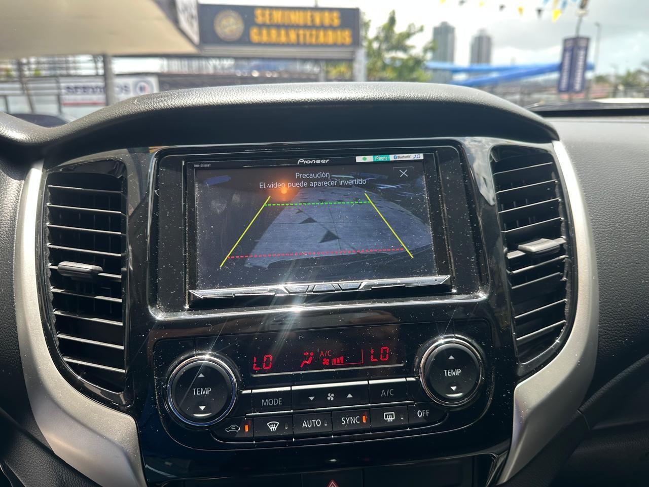 Mitsubishi Montero Sport 2023, Foto 13