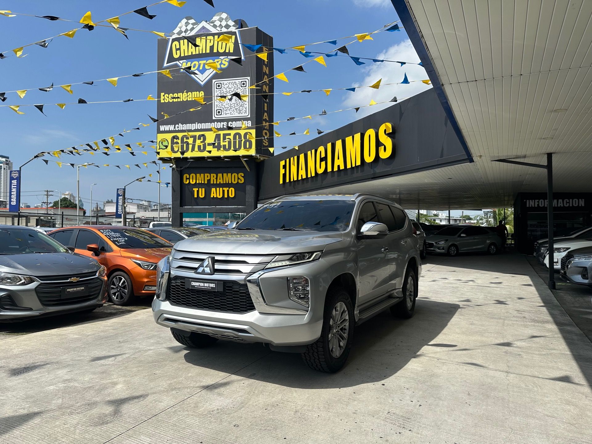 Mitsubishi Montero Sport 2023, Foto 1