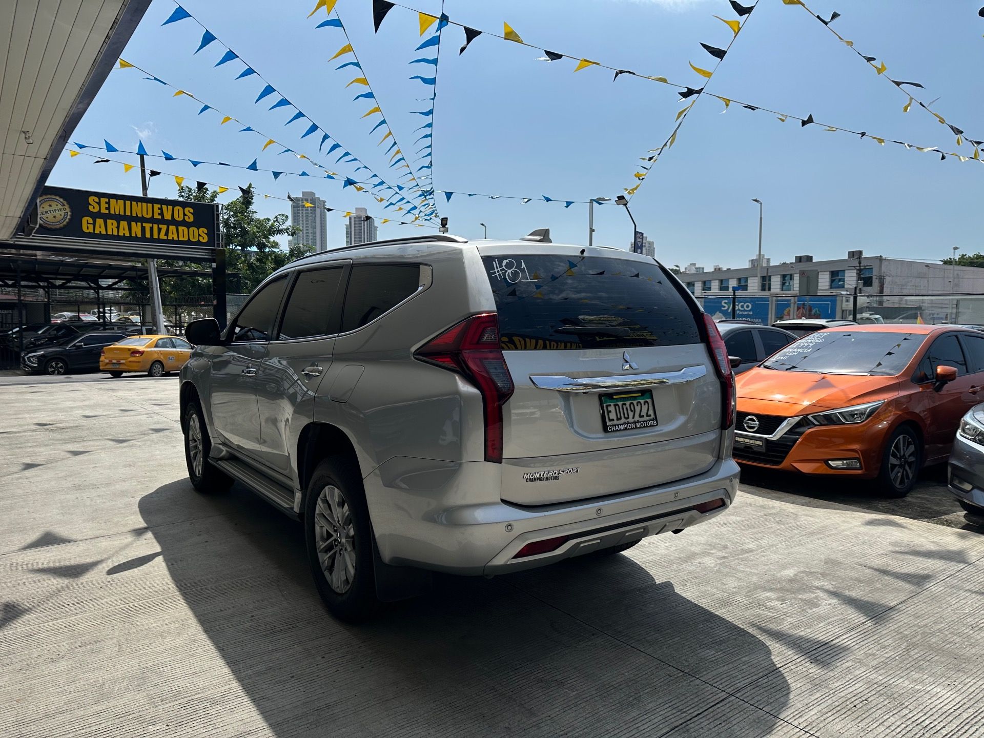 Mitsubishi Montero Sport 2023, Foto 6