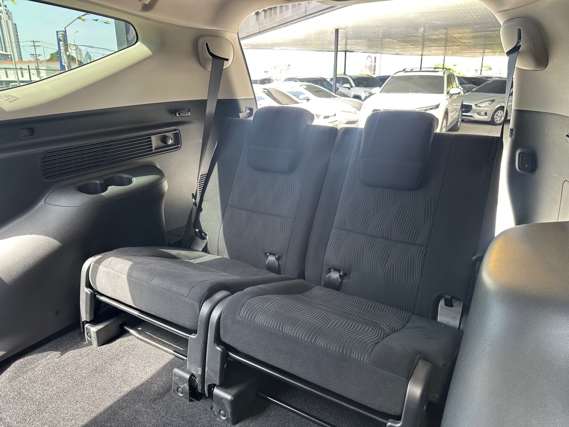 Mitsubishi Montero Sport 2023, Foto 11