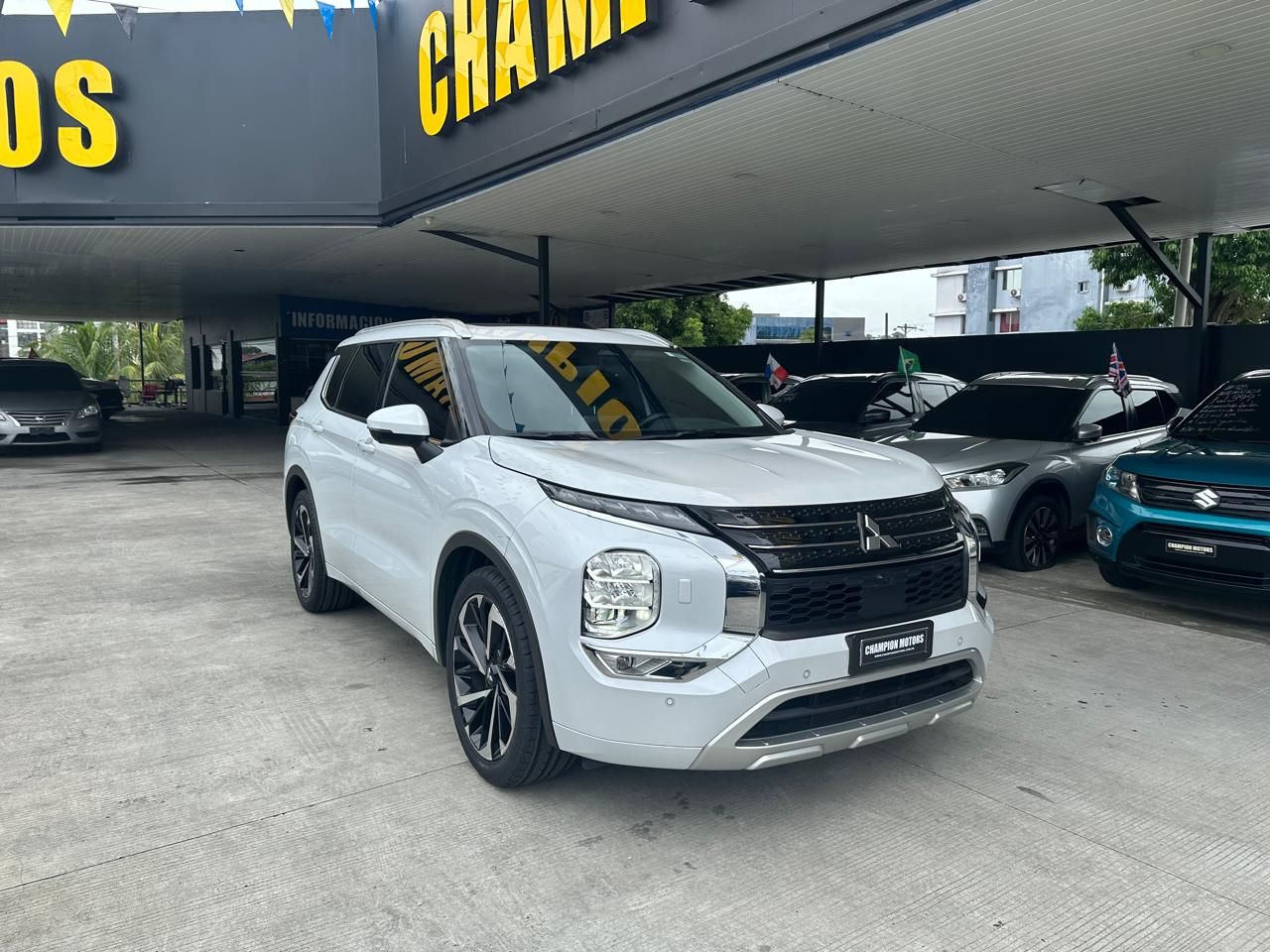 Mitsubishi Outlander 2024, Foto 4