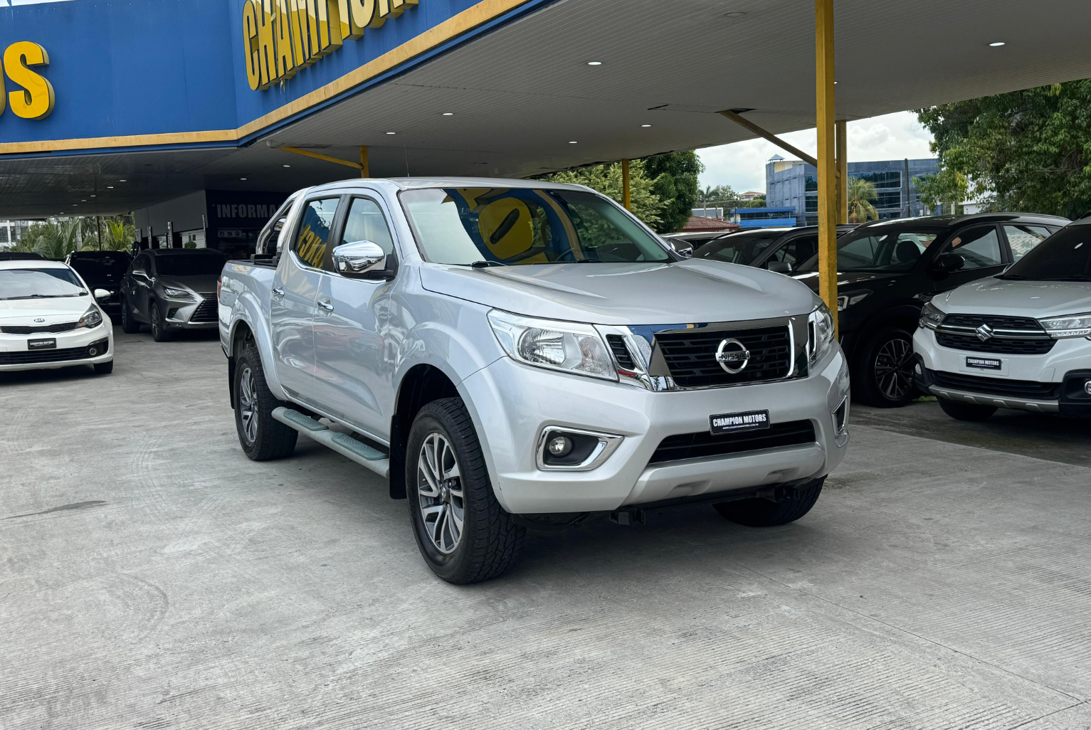Nissan Frontier 2019 Manual color Plateado, Imagen #3