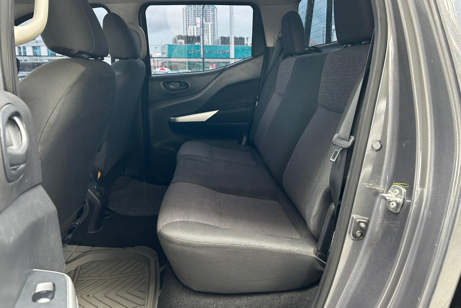 Nissan Frontier 2019 Manual color Gris, Imagen #9
